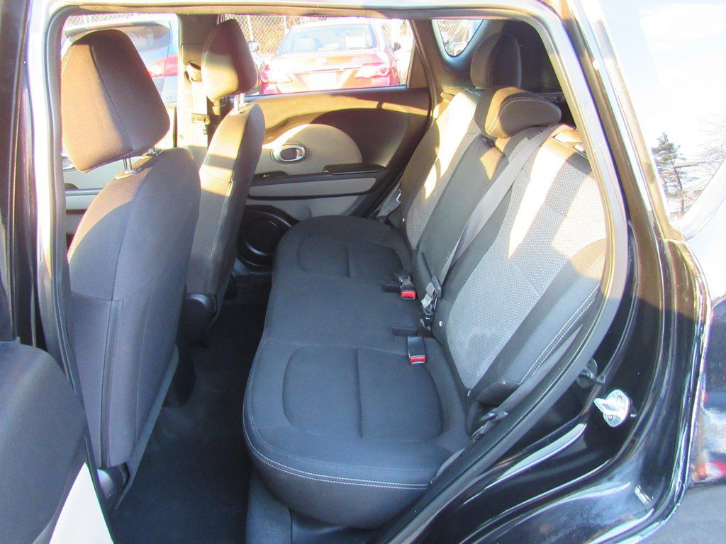 2018 Kia Soul Image 17
