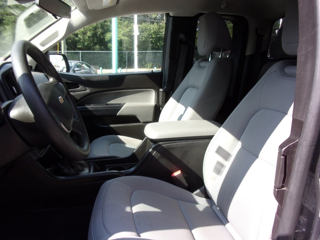 2017 Chevrolet Colorado Image 8