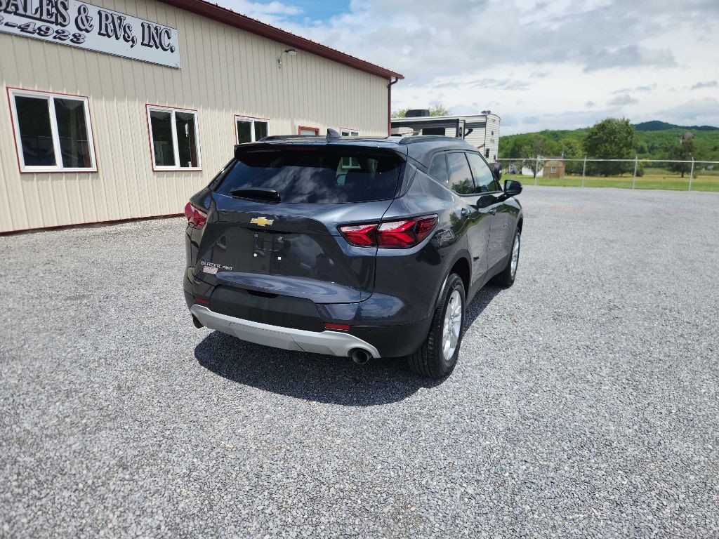 2022 Chevrolet Blazer Image 2