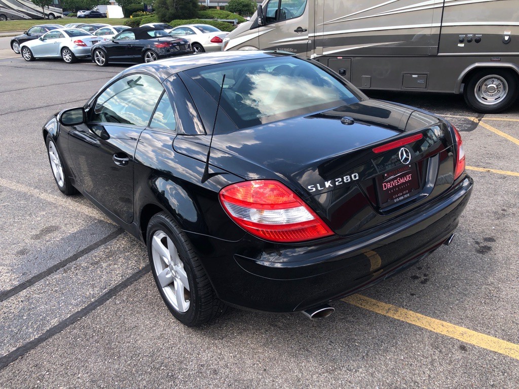 2007 Mercedes-Benz 280 Image 2