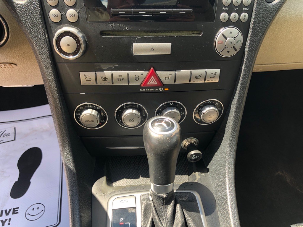 2007 Mercedes-Benz 280 Image 28