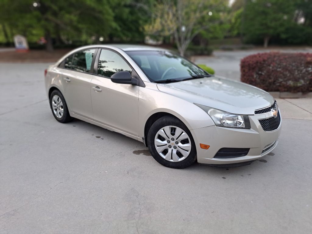 2013 Chevrolet Cruze Image 3