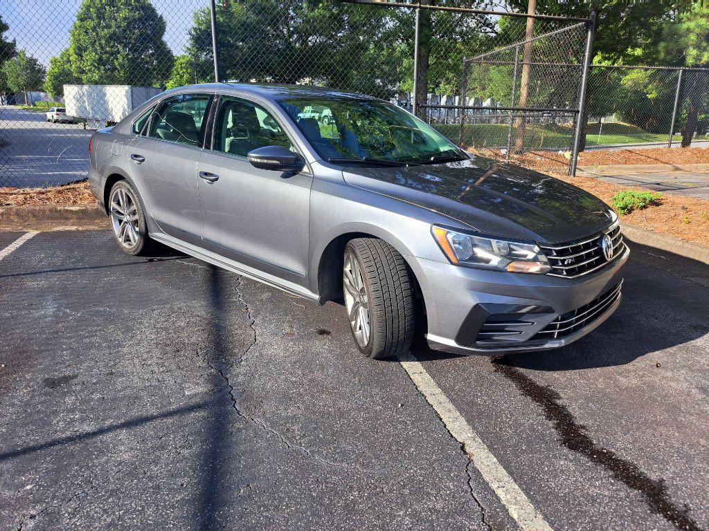 2016 Volkswagen Passat Image 2