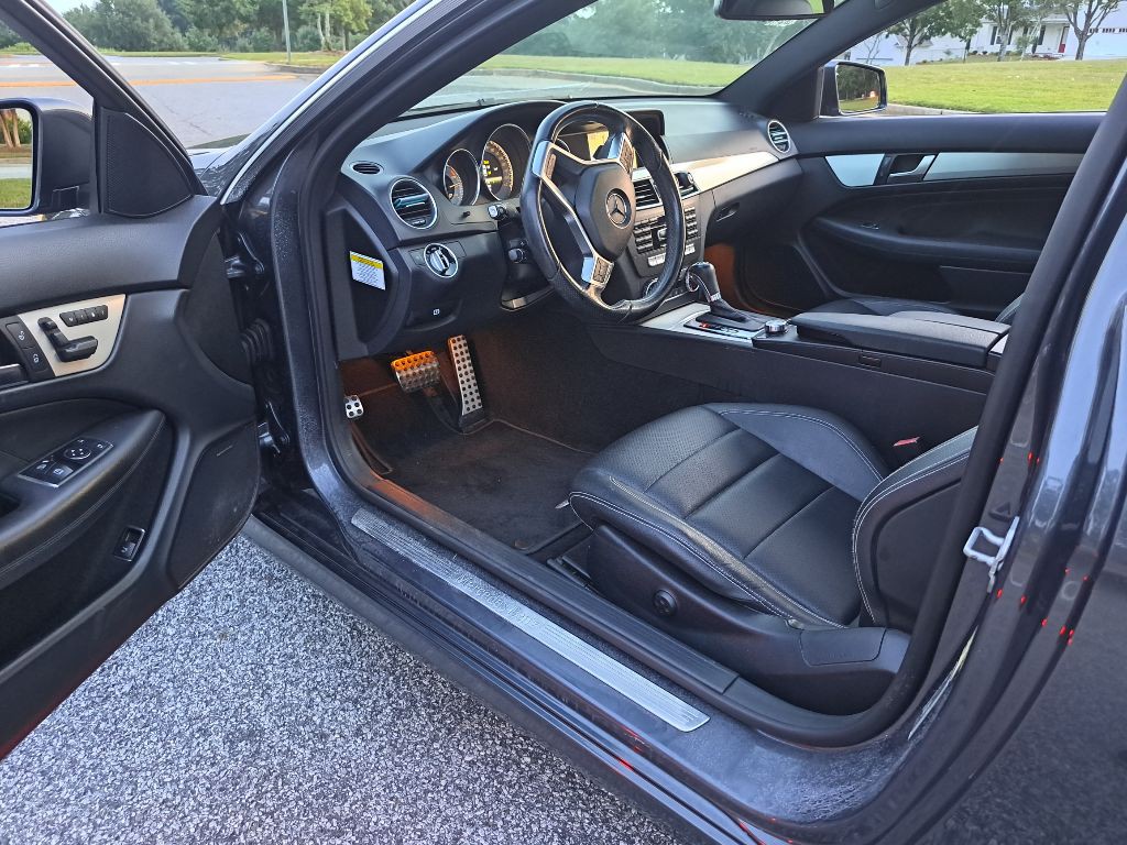 2013 Mercedes-Benz C-Class Image 10