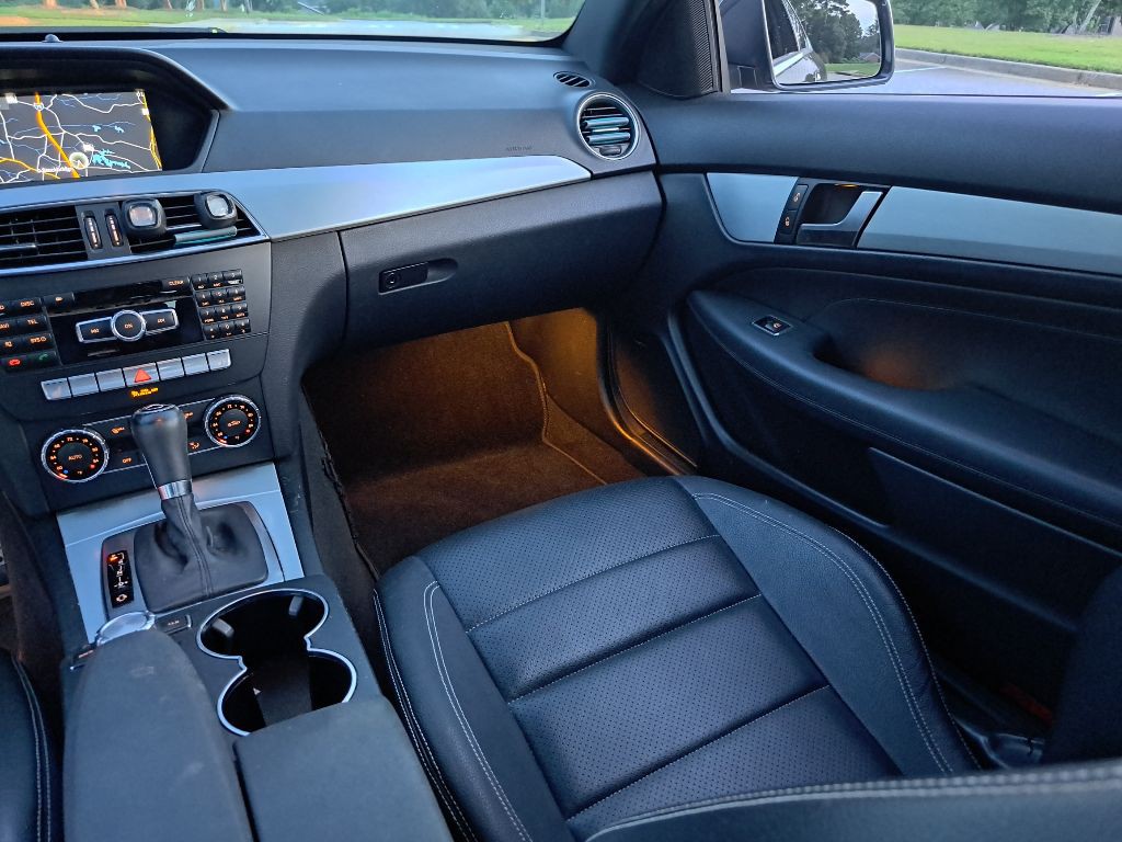 2013 Mercedes-Benz C-Class Image 19