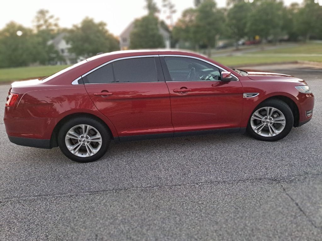 2016 Ford Taurus Image 7