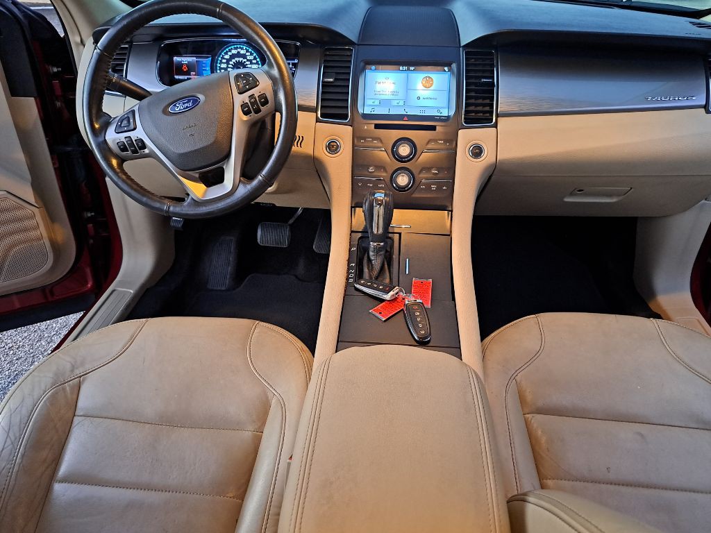 2016 Ford Taurus Image 14