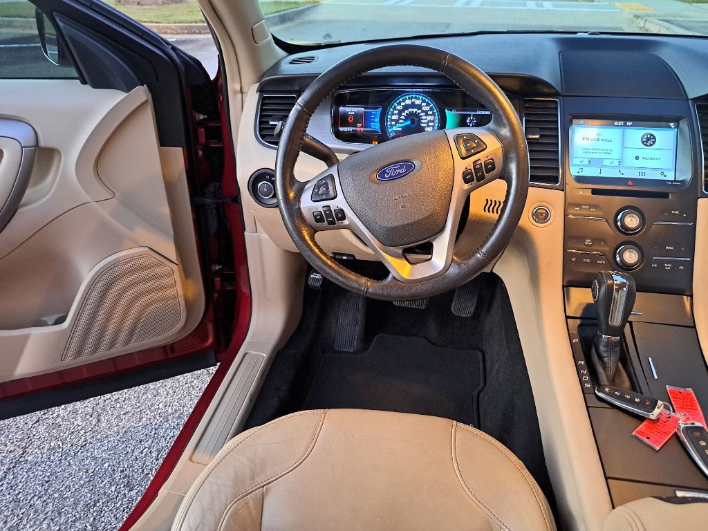 2016 Ford Taurus Image 15