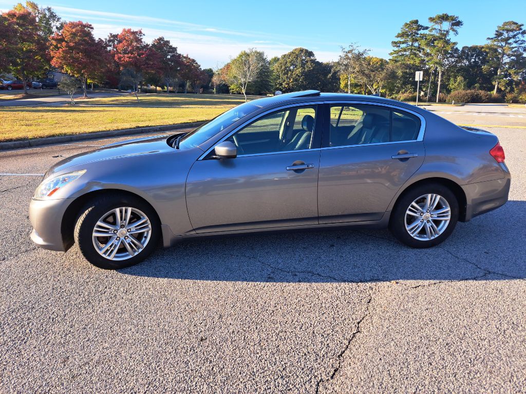 2012 INFINITI G37 Image 1