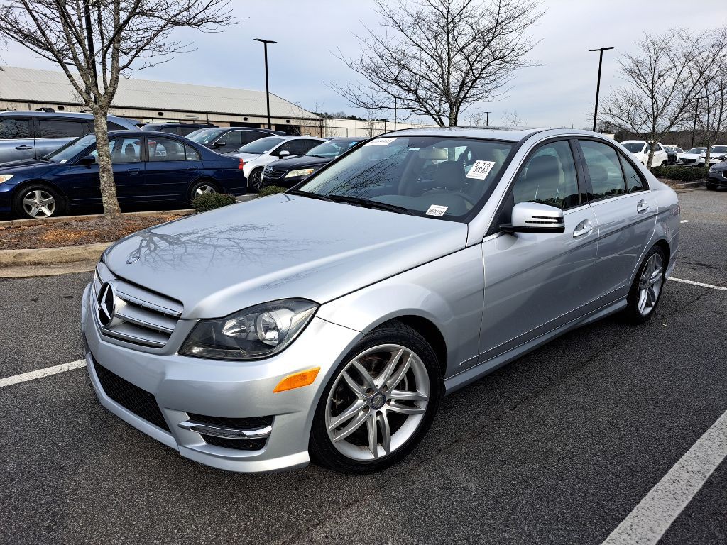 2014 Mercedes-Benz C-Class Image 1