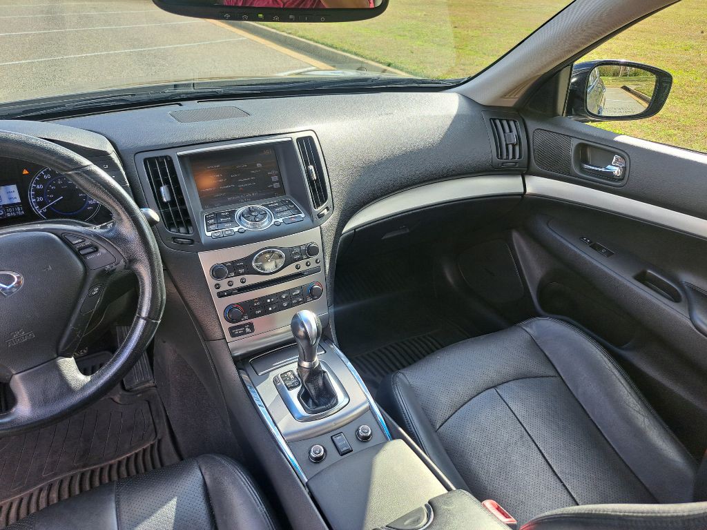 2010 INFINITI G37 Image 22
