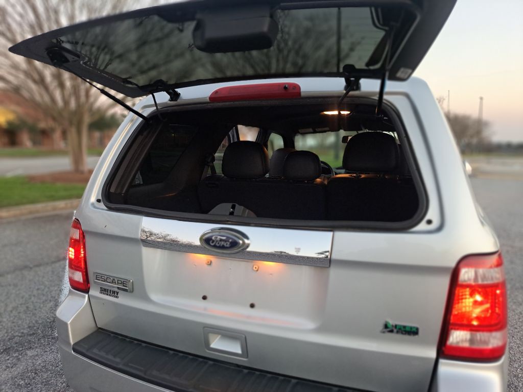 2010 Ford Escape Image 18