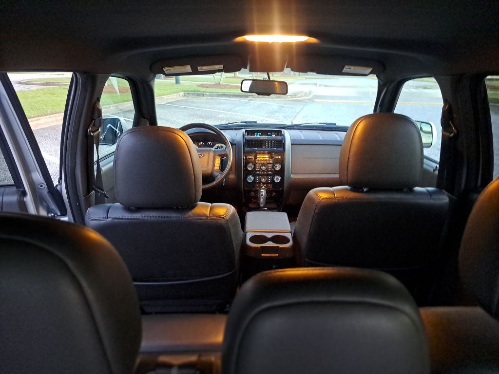 2010 Ford Escape Image 20