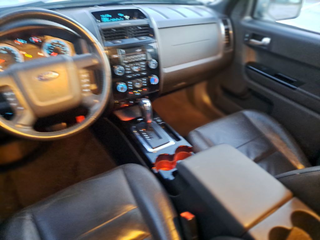 2010 Ford Escape Image 26
