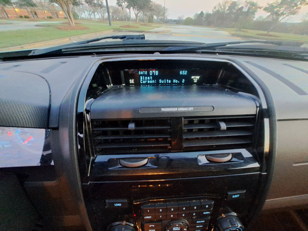 2010 Ford Escape Image 30