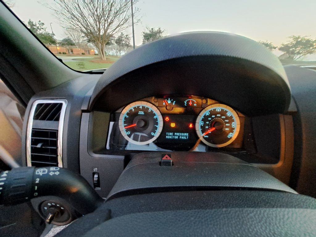 2010 Ford Escape Image 31