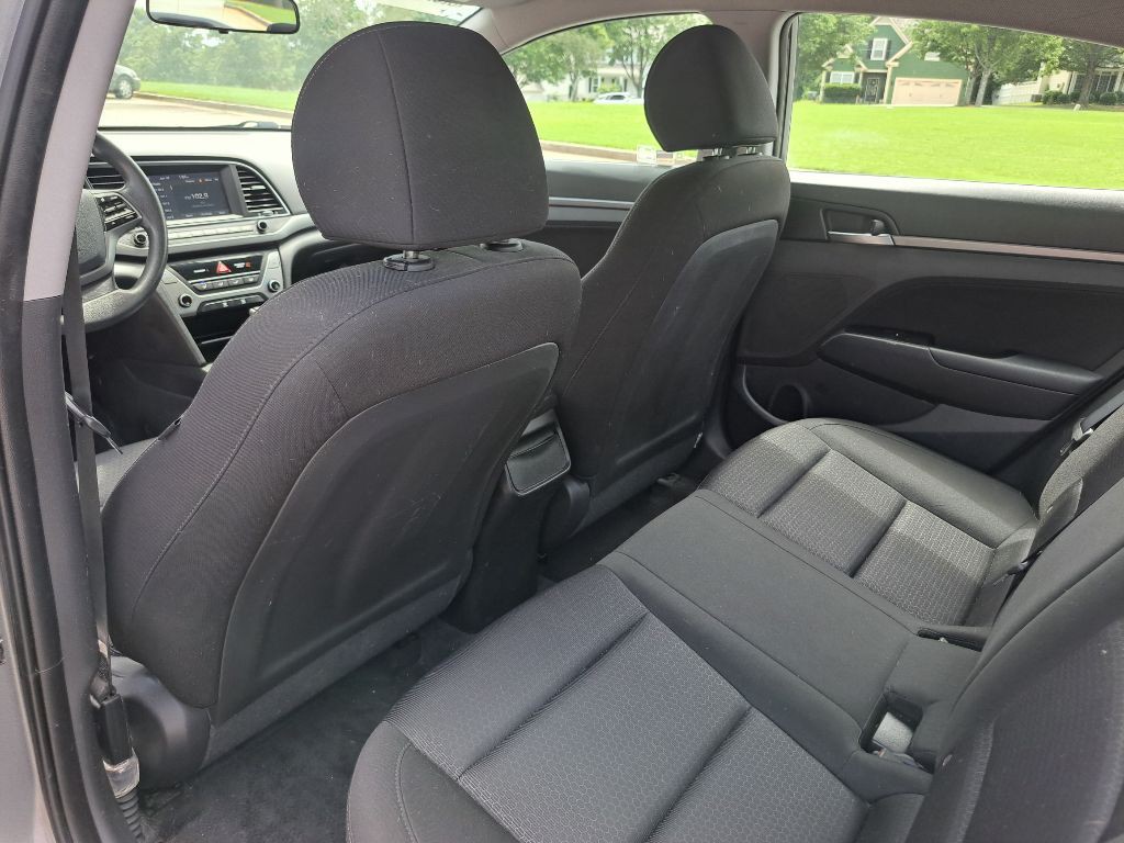 2018 Hyundai Elantra Image 10