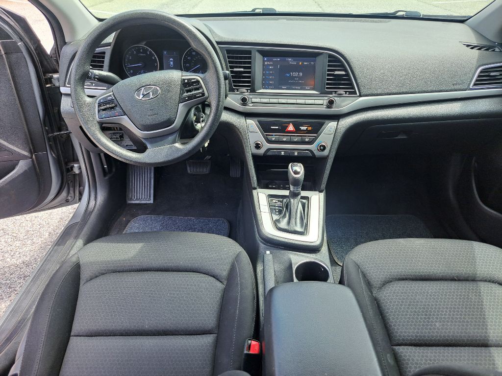 2018 Hyundai Elantra Image 14