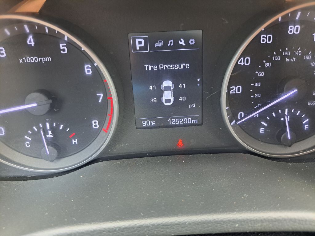 2018 Hyundai Elantra Image 19
