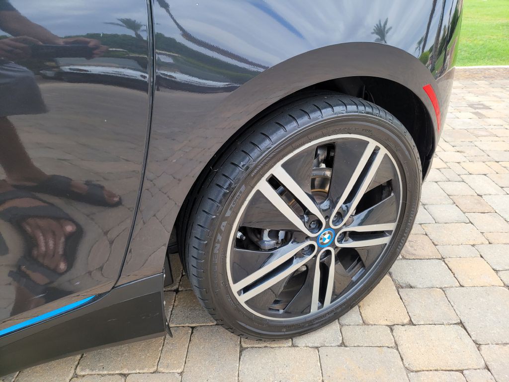 2014 BMW i3 Image 16