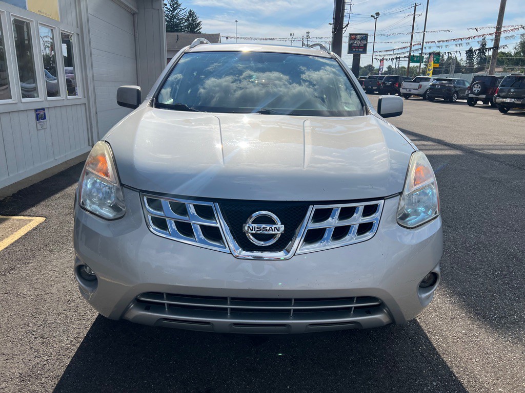 2011 Nissan Rogue Image 2