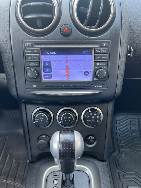 2011 Nissan Rogue Image 21