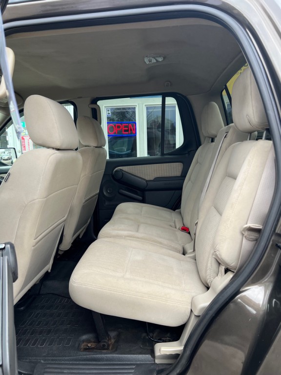 2008 Ford Explorer Image 9