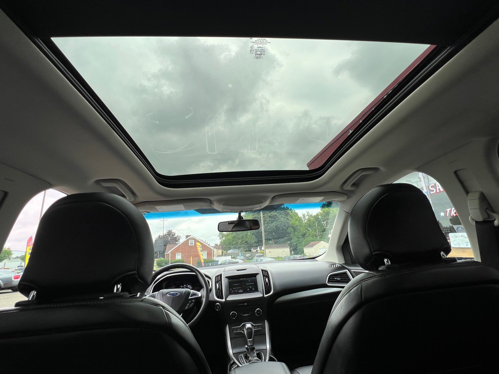 2015 Ford Edge Image 15