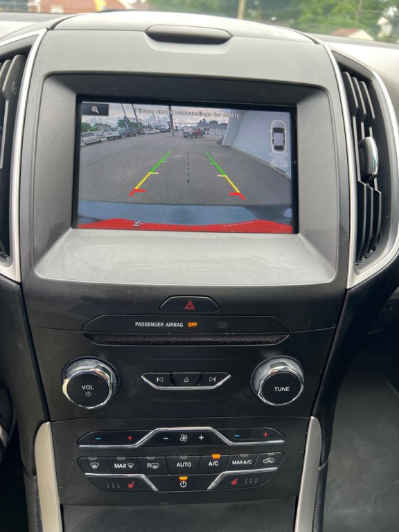 2015 Ford Edge Image 22