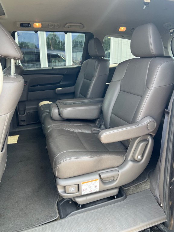 2014 Honda Odyssey Image 16