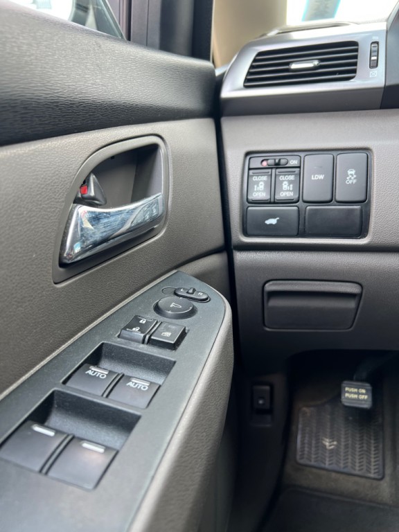 2014 Honda Odyssey Image 26