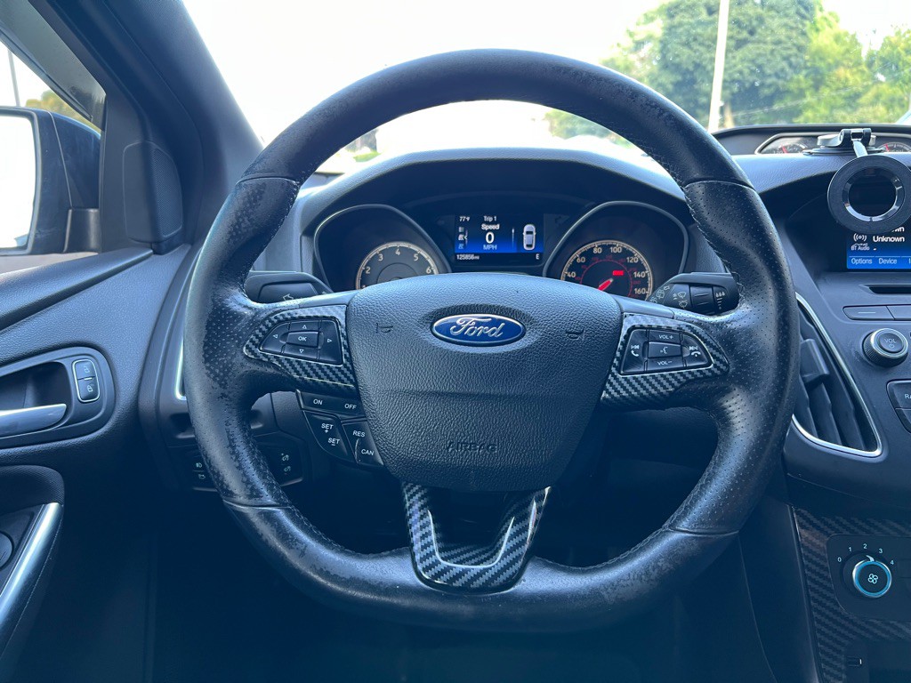 2016 Ford Focus Image 12
