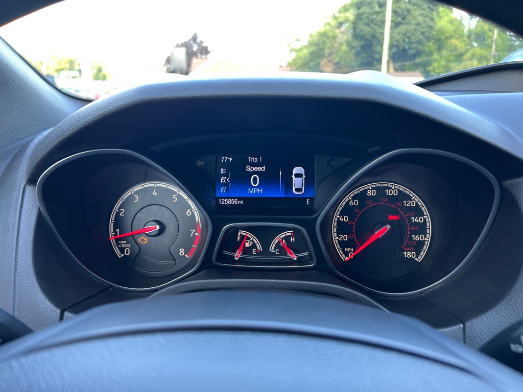 2016 Ford Focus Image 13
