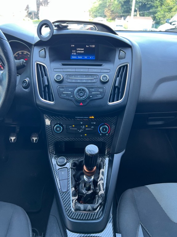 2016 Ford Focus Image 14
