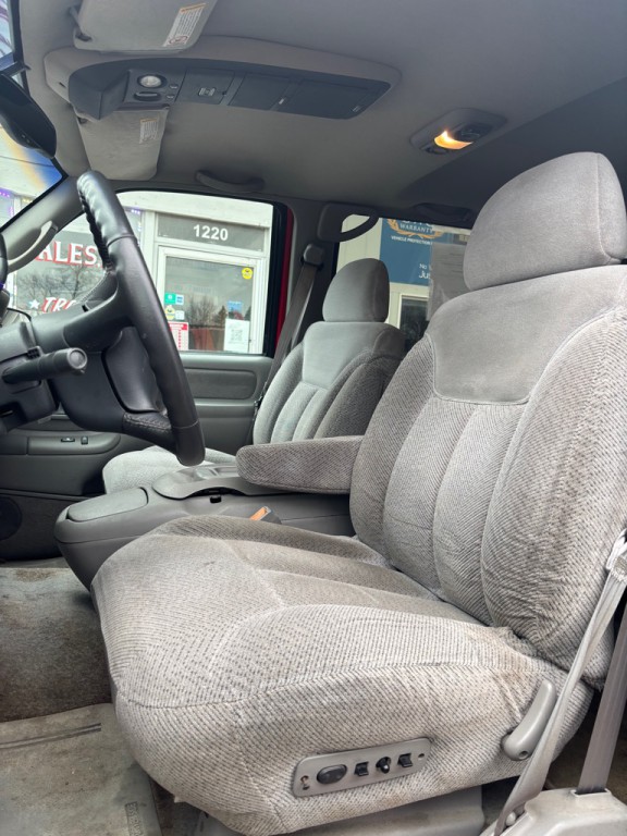 1999 Chevrolet Tahoe Image 9