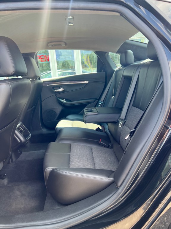 2016 Chevrolet Impala Image 9