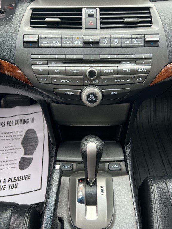 2012 Honda Accord Image 17