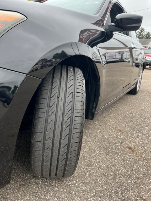 2012 Honda Accord Image 18
