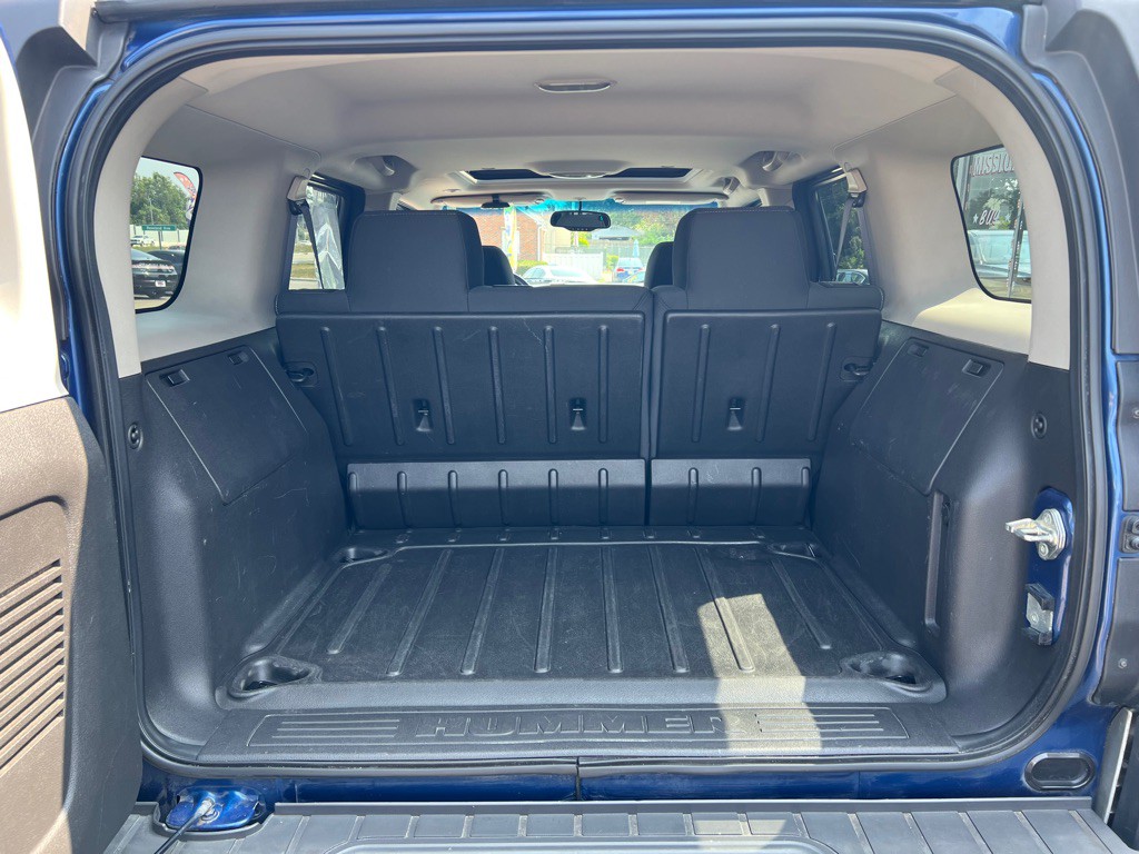 2006 HUMMER H3 Image 9