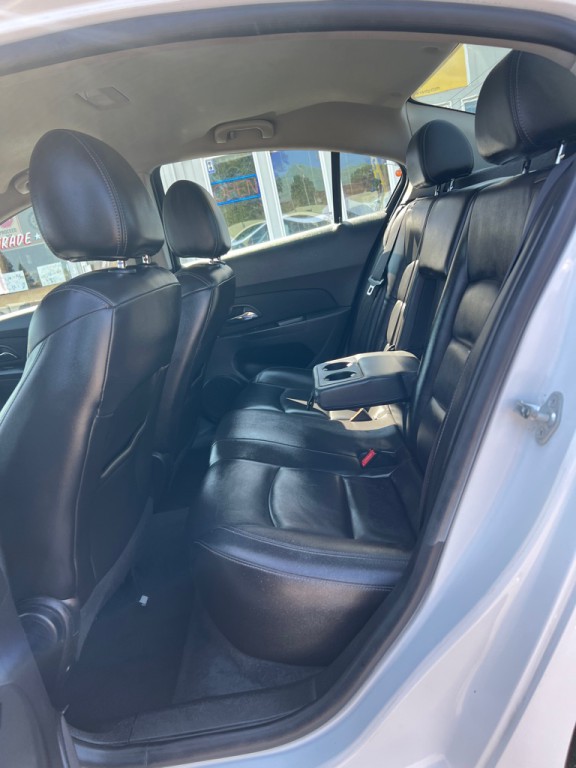 2016 Chevrolet Cruze Image 8