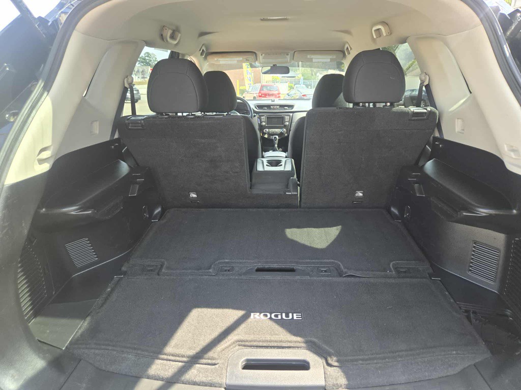 2018 Nissan Rogue Image 8