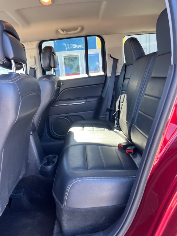 2015 Jeep Patriot Image 11