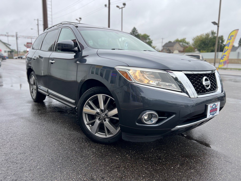 2013 Nissan Pathfinder Image 3