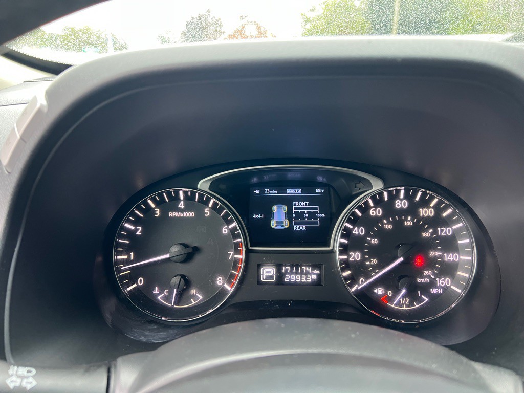 2013 Nissan Pathfinder Image 18