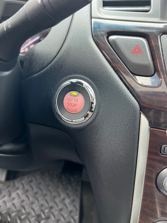 2013 Nissan Pathfinder Image 23