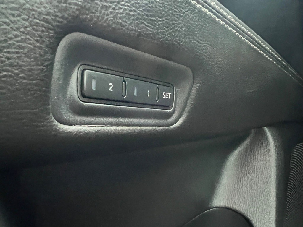 2013 Nissan Pathfinder Image 26