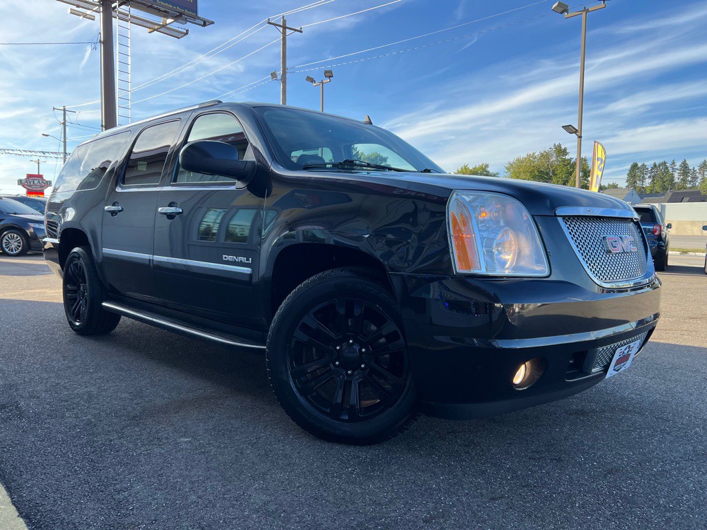 2012 GMC Yukon Image 3