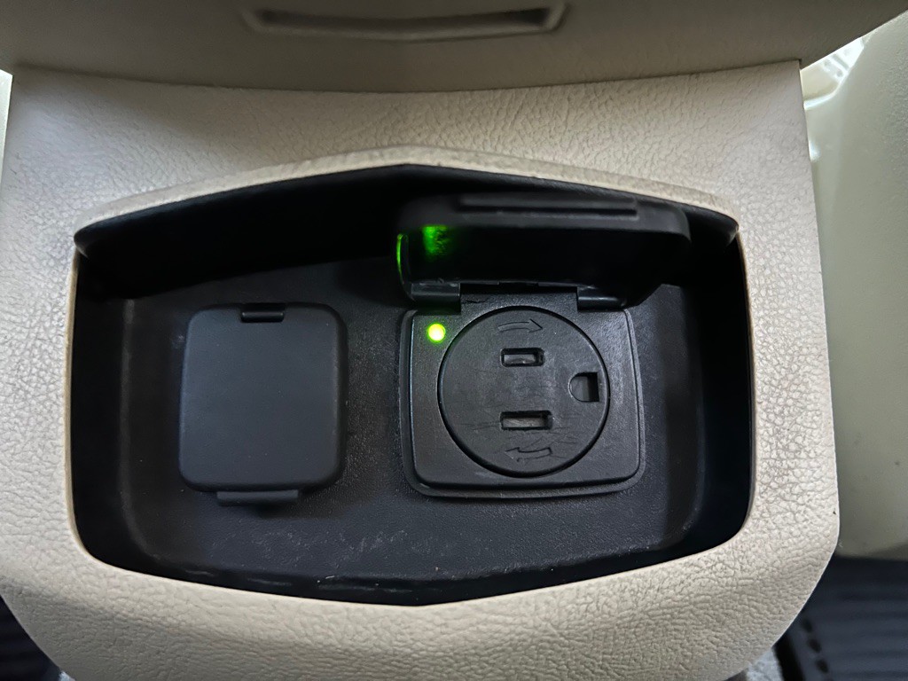 2014 Lincoln MKZ Image 25