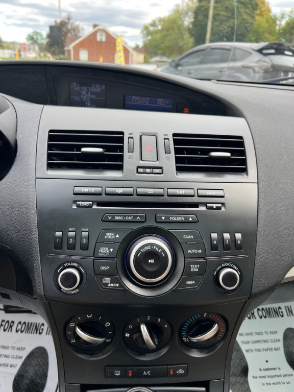 2012 Mazda Mazda3 Image 17