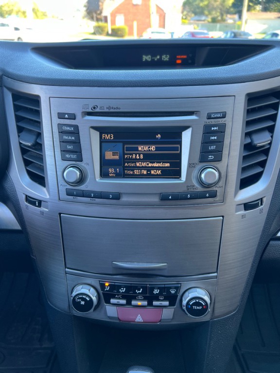 2014 Subaru Outback Image 18